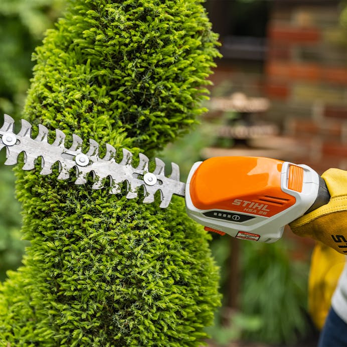 STIHL® HSA 26 – Markham Mower Ltd.